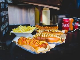 Cachorro Quente Para 100 Pessoas: Quantos Quilos de Salsicha