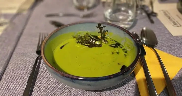 Sopa de ervilha para 100 pessoas