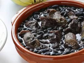 Feijoada Para 30 Pessoas [Receita + Como Calcular Ingredientes]