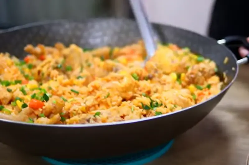 Galinhada Para 40 Pessoas: Receita Prática e Que Ingredientes Usar